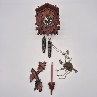 Vintage Carved Wooden Cuckoo Clock Black Forest Style PARTS/REPAIR FY#8661