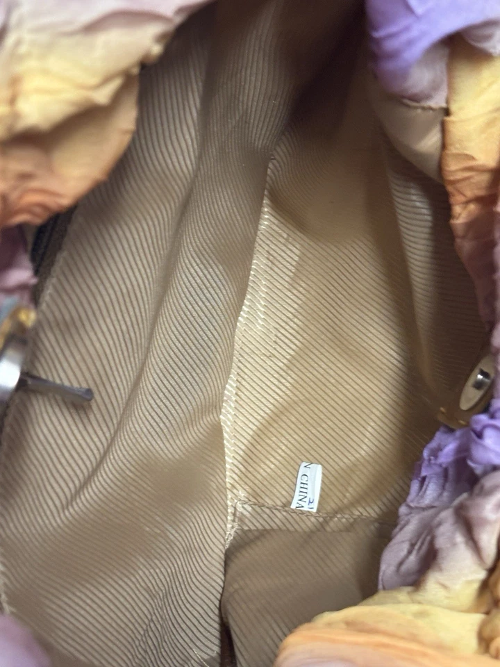 Bolso de mano vintage años 90 de Nueva York púrpura/naranja con ribete de plumas Foto 4 de 4