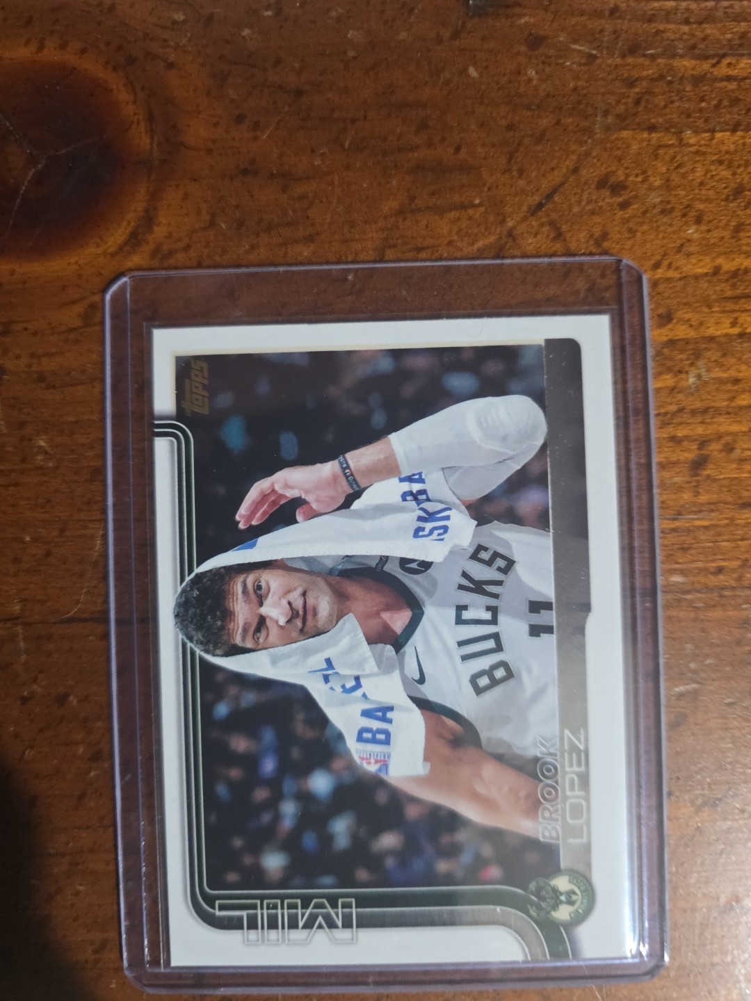 2025 Topps Basketball Card #58 Brook Lopez Golden Mirror SP