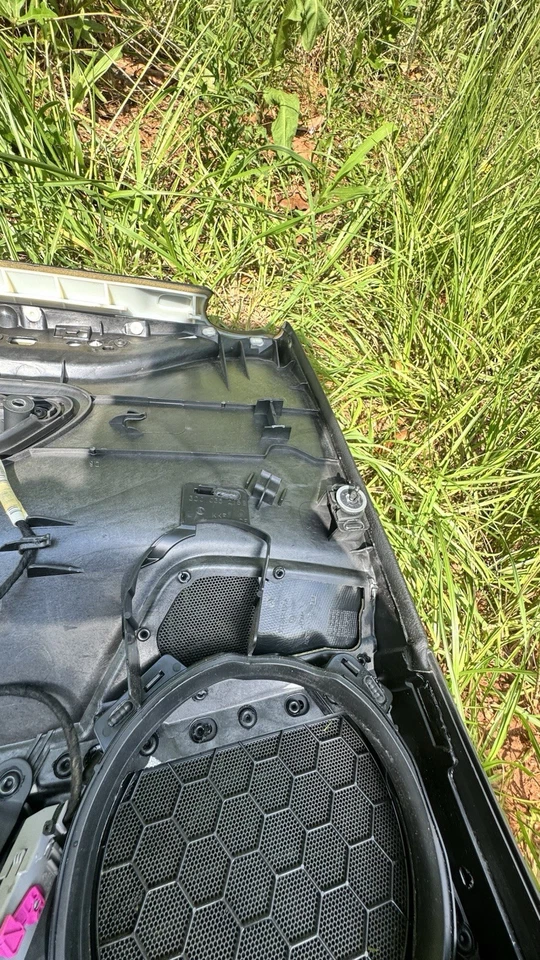 Panel de moldura de puerta de pasajero delantero derecho VOLKSWAGEN CC 2013-2016 3C8867012 OEM Foto 4 de 4