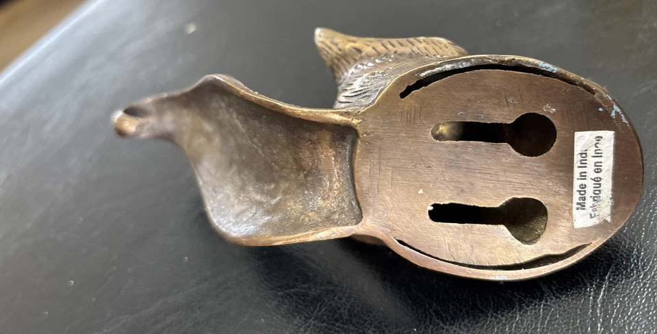 Gancho de pared Darshan de 5"" de ancho en metal marrón Foto 4 de 4