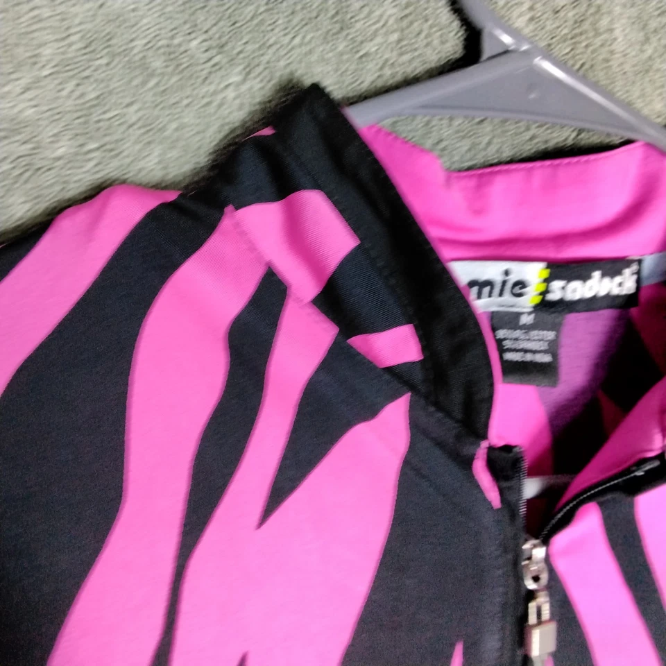 Regata Jamie Sadock Feminina Tamanho M Rosa Zebra Listras Borboleta Sem Mangas Zíper - Imagem 4 de 4