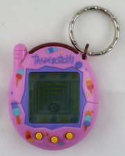 Tamagotchi Toy - Pink With Ice Cream - Bandai 2004 - Tested Working