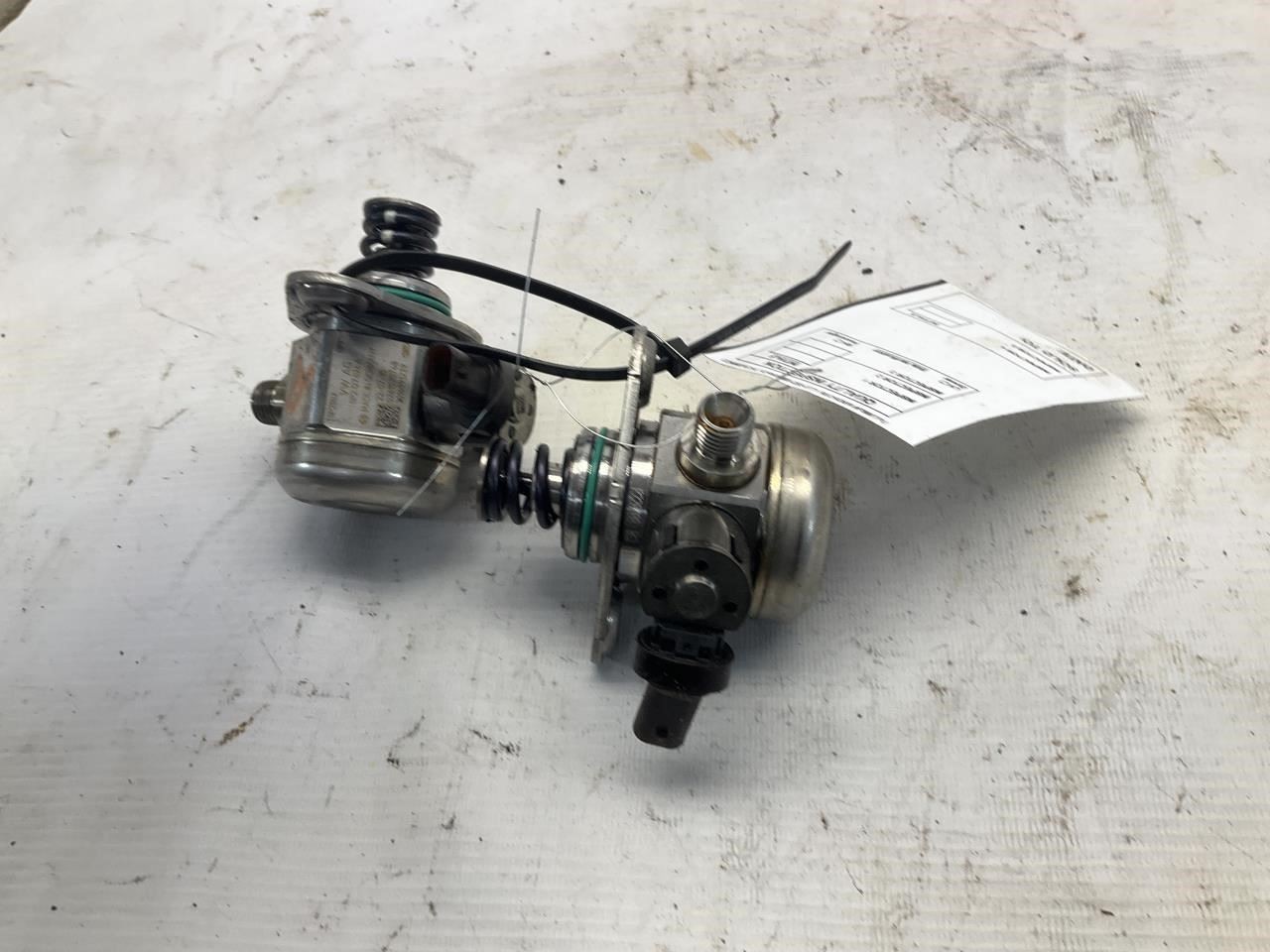 21-26 Bentley Bentayga 4.0L Twin Turbo Engine High Pressure Fuel Injection Pump
