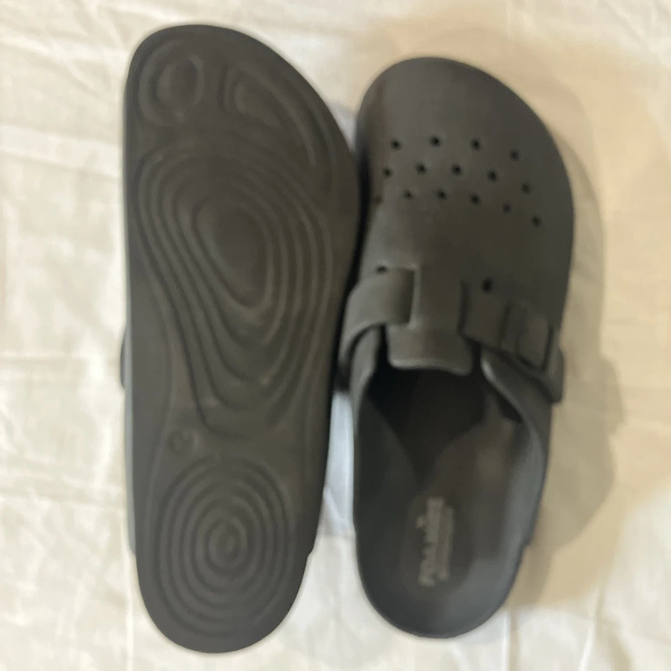 Comfortable Black Slipper Shoes For Women Plastic Material US 13 Eur 47 Nice. - Image 4 of 4