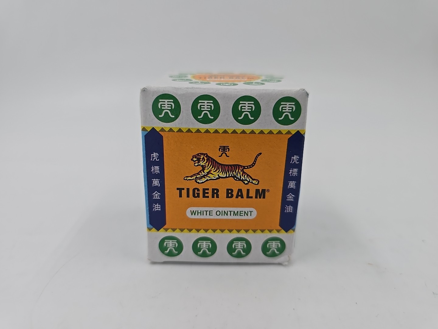 Tiger Balm White Ointment 30G Lloyds Pharmacy - Image 2