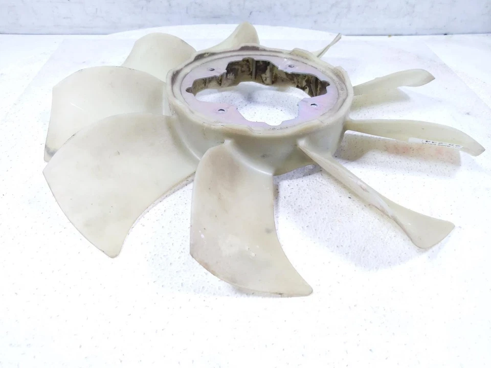 Conjunto de cuchilla de ventilador delantero Toyota Tacoma 2005-2023 16361-0P381 *3,5 L Foto 2 de 4