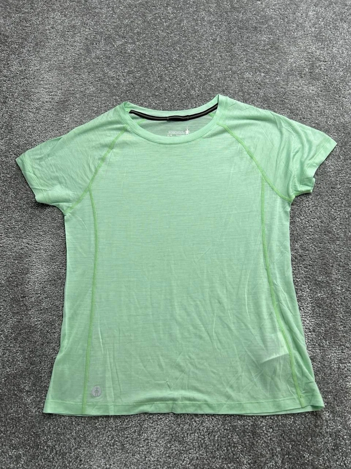 Camiseta Smartwool Active Ultralite para mujer mediana verde logotipo cuello en V manga raglán Foto 2 de 4