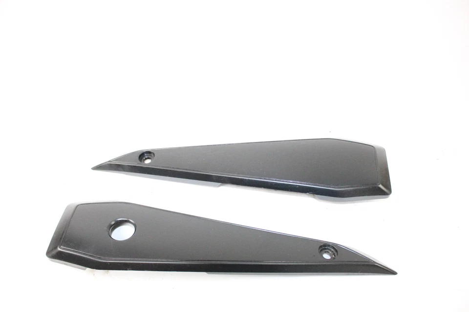 06-15 Yamaha FZ1 Fazer Frame Side Cover Panel Set - Image 2 of 4