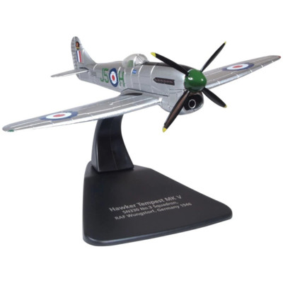 Hawker Tempest MkV RAF SN330 3 Squadron 1946 Modellflugzeug Maßstab 1:72