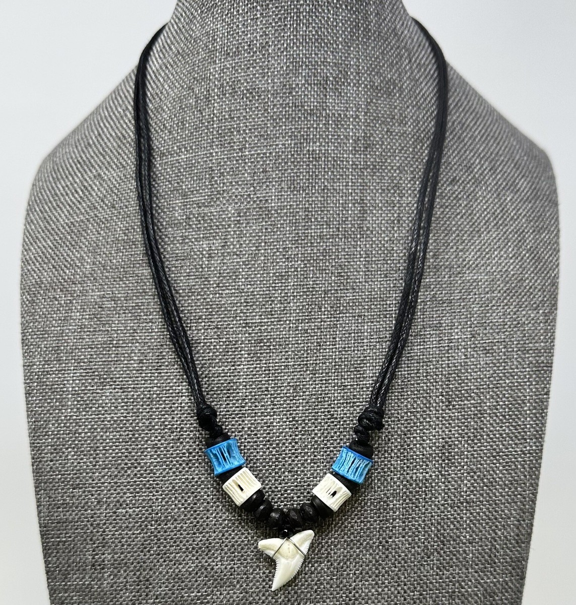 Real Mako Shark Tooth Pendant Surfer Necklace for Men Wood Beads