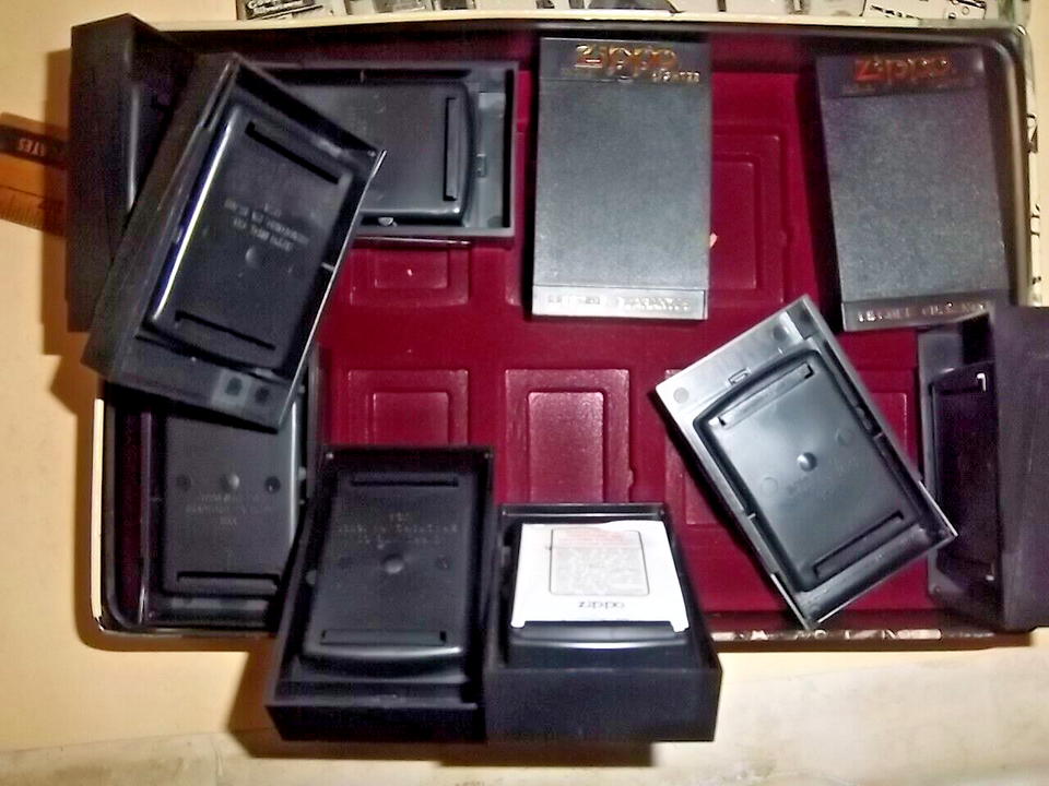 Zippo Lighter Collectors Display Tin Case Box For 10 Zippos, Has 10