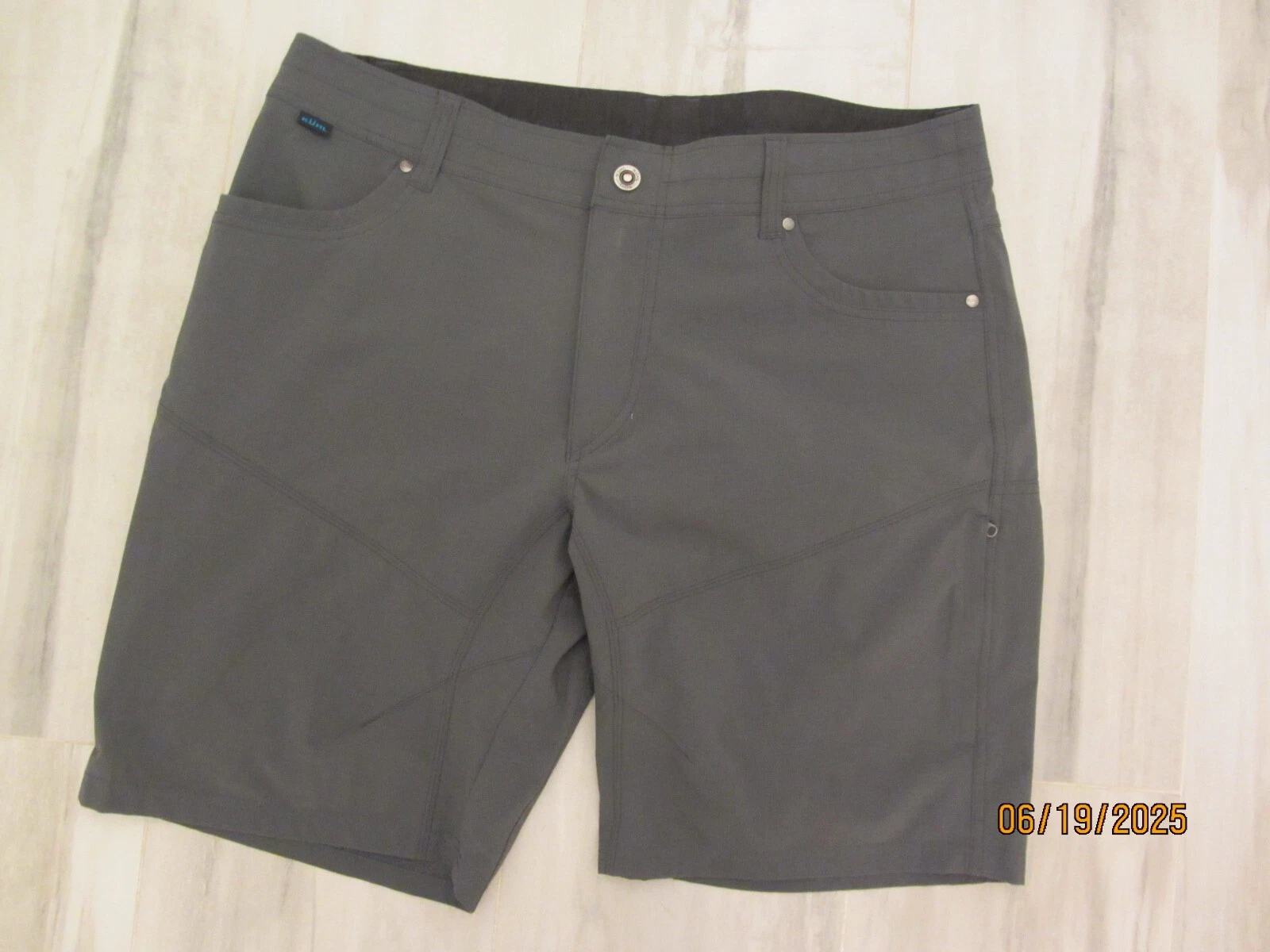 Kuhl Silencr Gunmetal Gray 20" Hiking Shorts, Vietnam, 38x9, EUC, $98 MSRP
Opens in a new window or
