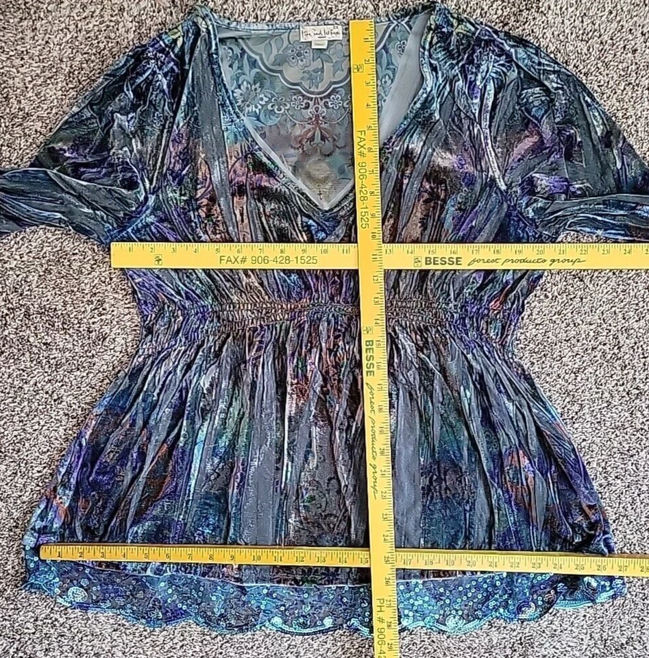 Top Live and Let Live Talla 2X Multicolor Terciopelo Boho Encaje Dobladillo Manga 3/4 Cuello en V Foto 4 de 4