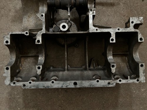 Kawasaki Z900 de Dessous Kurbelwellen-Gehäuse - Photo 5 sur 7