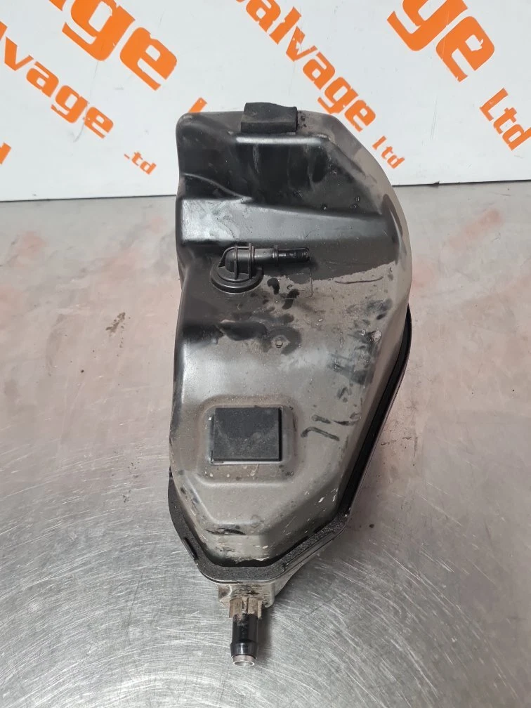 2016-2023 BMW 5 SERIES G30 520D 2.0 DIESEL AD BLUE ADDITIVE TANK  
