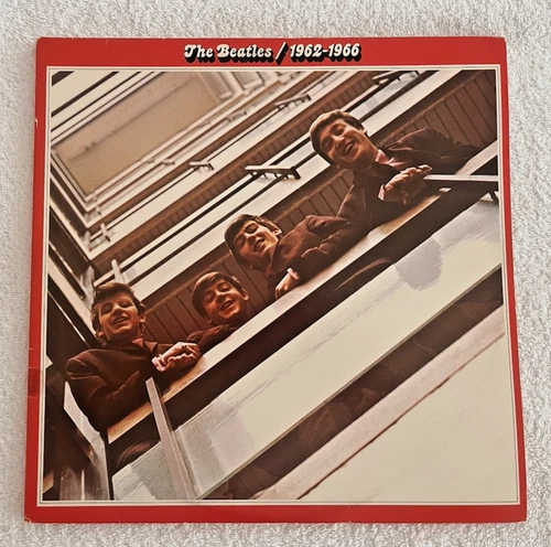 BEATLES 1962-1966 Gatefold 2LP 1977 Presswell Pressing CAPITOL VG+/VG+ Reissue