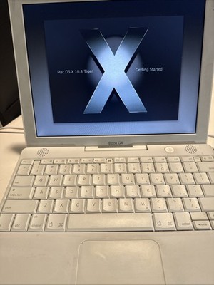 Apple iBook G4 Laptop A1054 Mac OS 10.4 Tiger 12.1  HEUA20973 Working (No Cord)