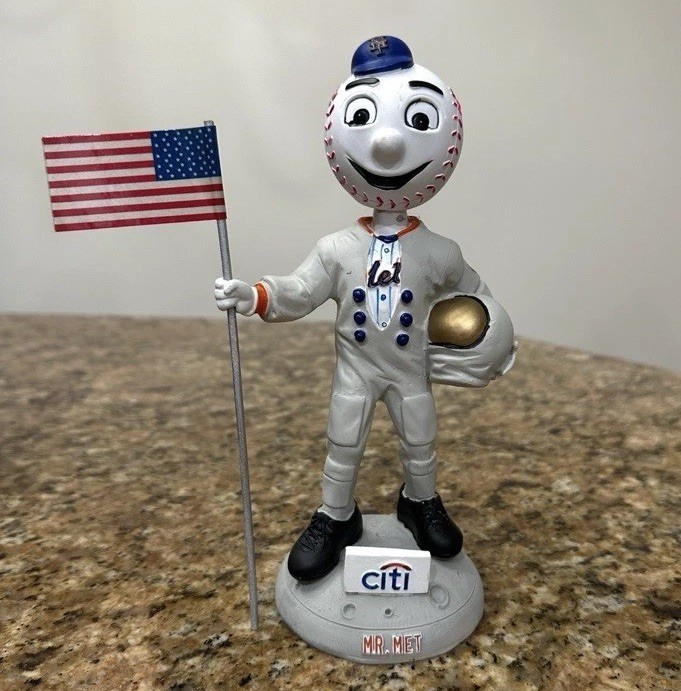 New York Mets Mr. Met Man On The Moon Bobblehead MLB Baseball