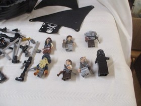 LEGO 4184 PIRATES OF THE CARIBBEAN BLACK PEARL COMPLETE