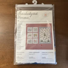 Haandarbejdets Fremme Danish Embroidery Kit Christmas Winter Snow Tree Linen