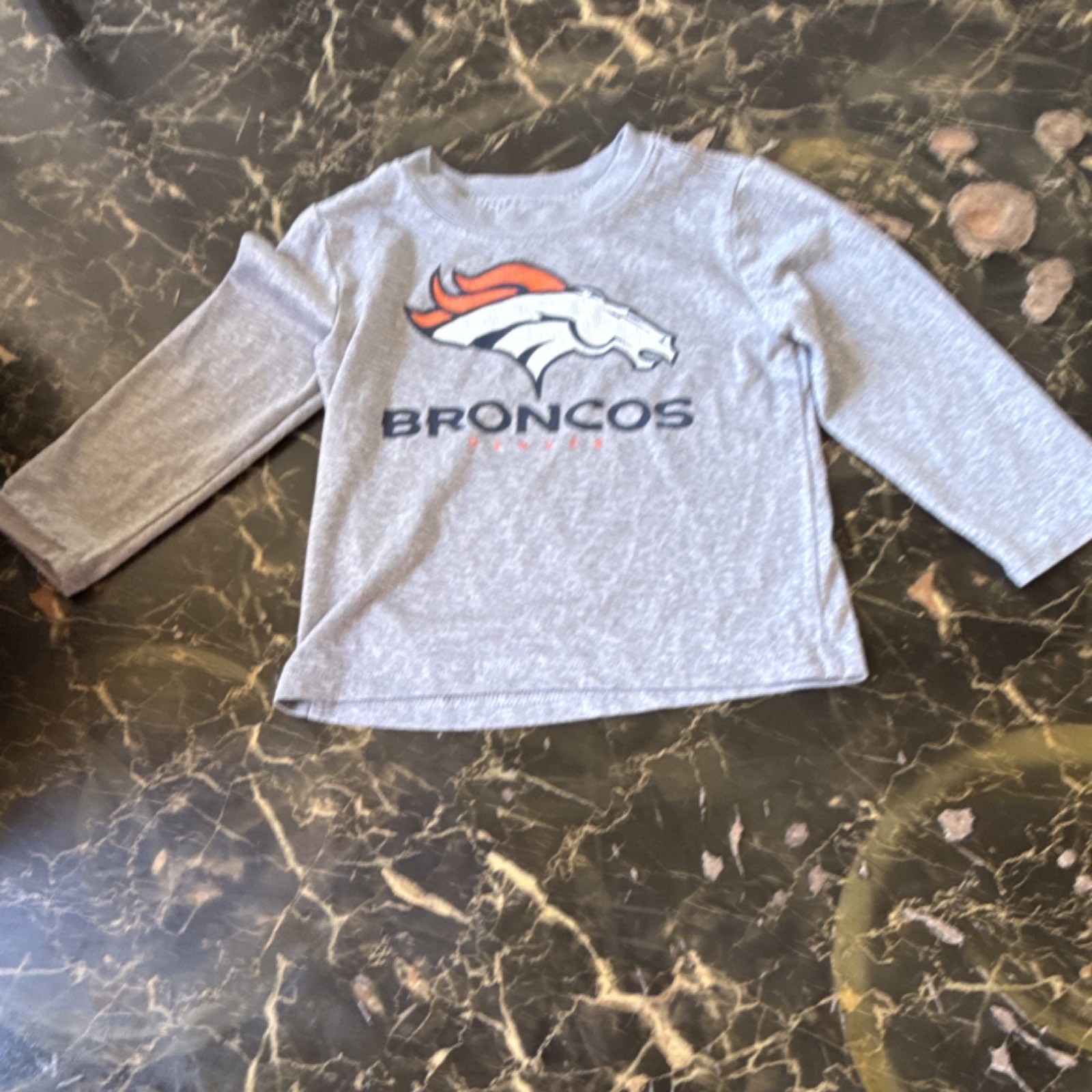 NFL Team Apparel Denver Broncos 18M Gray Long Sleeve Cotton Crewneck Tee