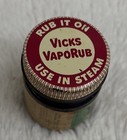 Vintage 1950s Vicks VapoRub Jar And Lid Cobalt Blue 1.5oz. — photo 5
