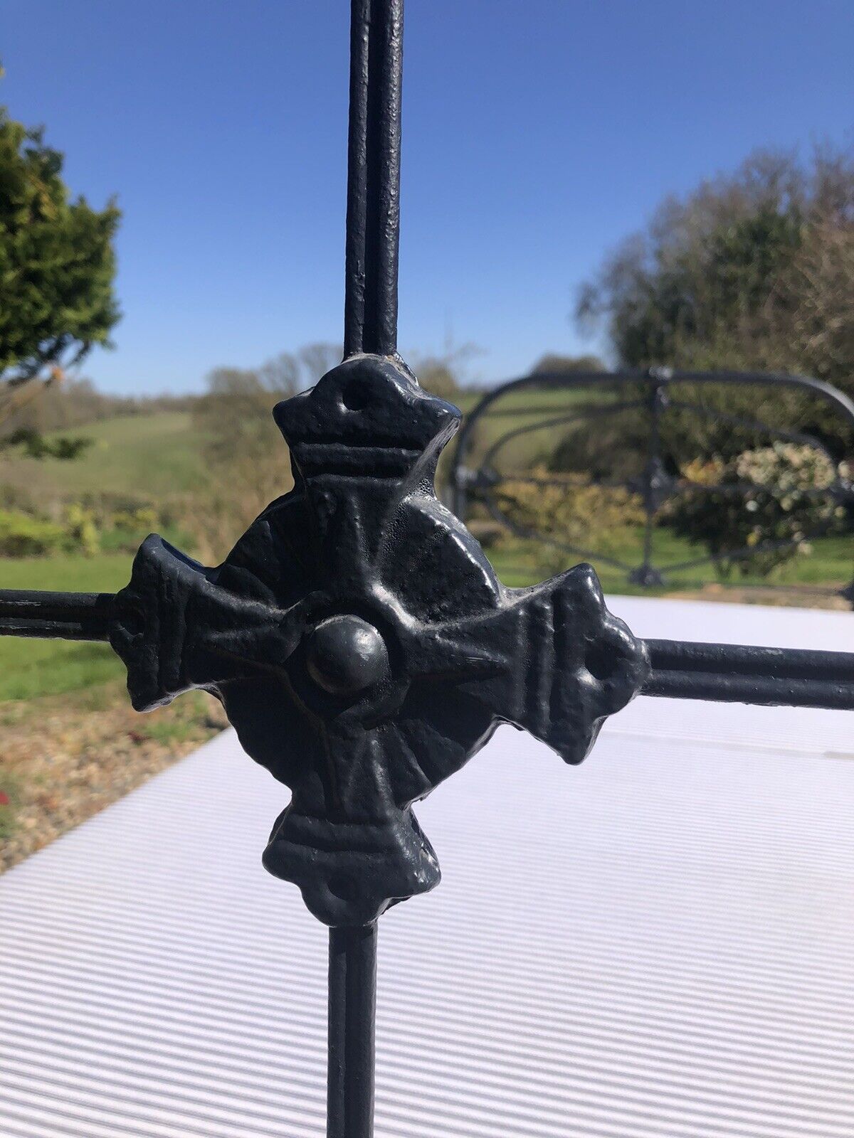 Picture 4 of 8