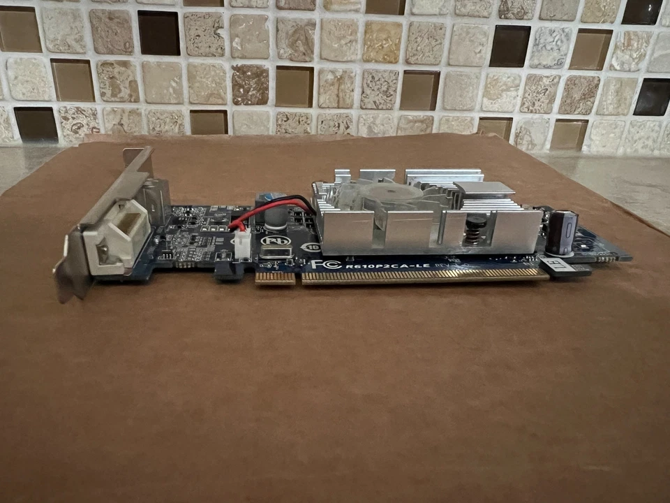 DELL ATI RADEON HD 2400XT GRAPHICS CARD R610L1CL-LE ZZ5-1(37) - Image 3 of 4