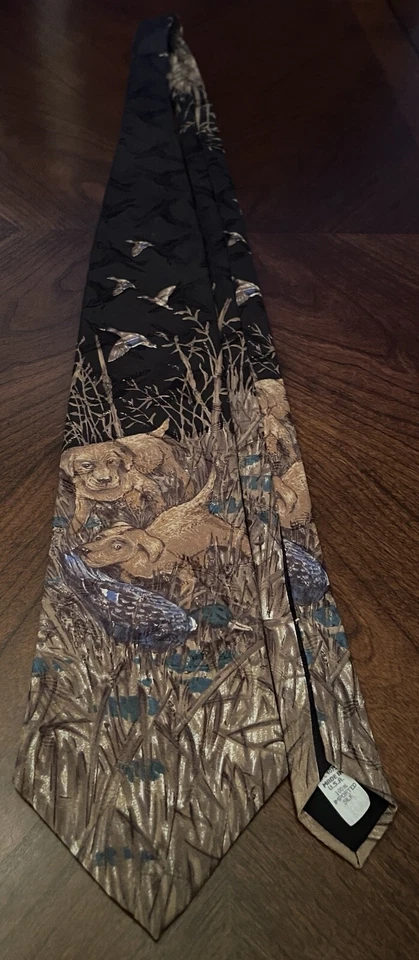 Corbata de cuello vintage Field Stream 100 % seda importada para hombre hecha en EE. UU. estampado de pato perro Foto 3 de 4