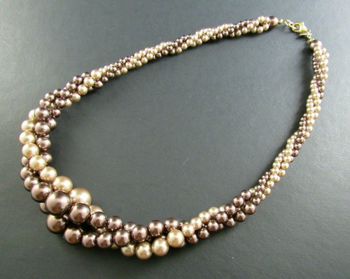 Vintage RMN cream pearls necklace and 