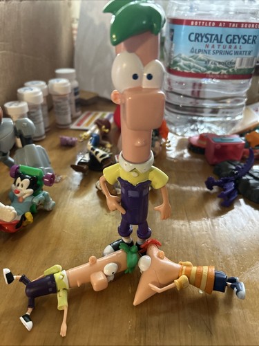 3 Phineas And Ferb Figures
