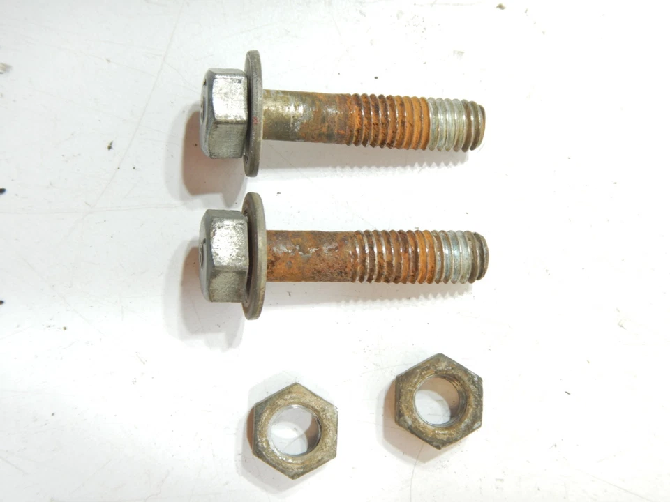 Tornillos de montaje de barra de agarre de cuadro 1974 1975 1976 Honda MT250 MT 250 Foto 3 de 3