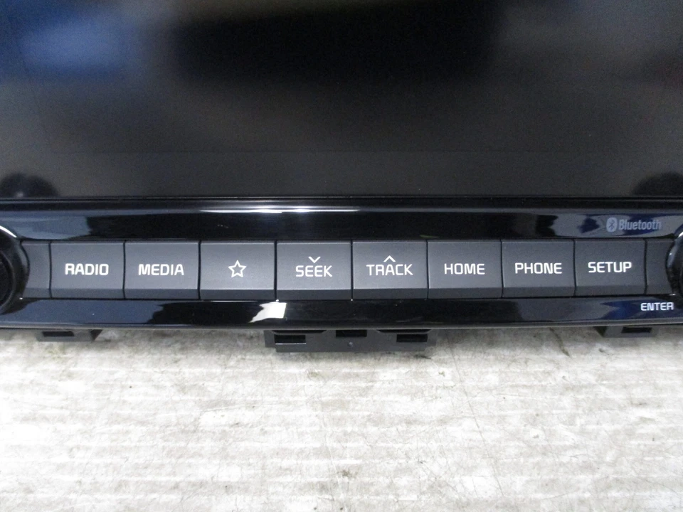 Receptor de pantalla de radio Kia Forte 2020 2021 96160M6670WK fabricante original Foto 2 de 4