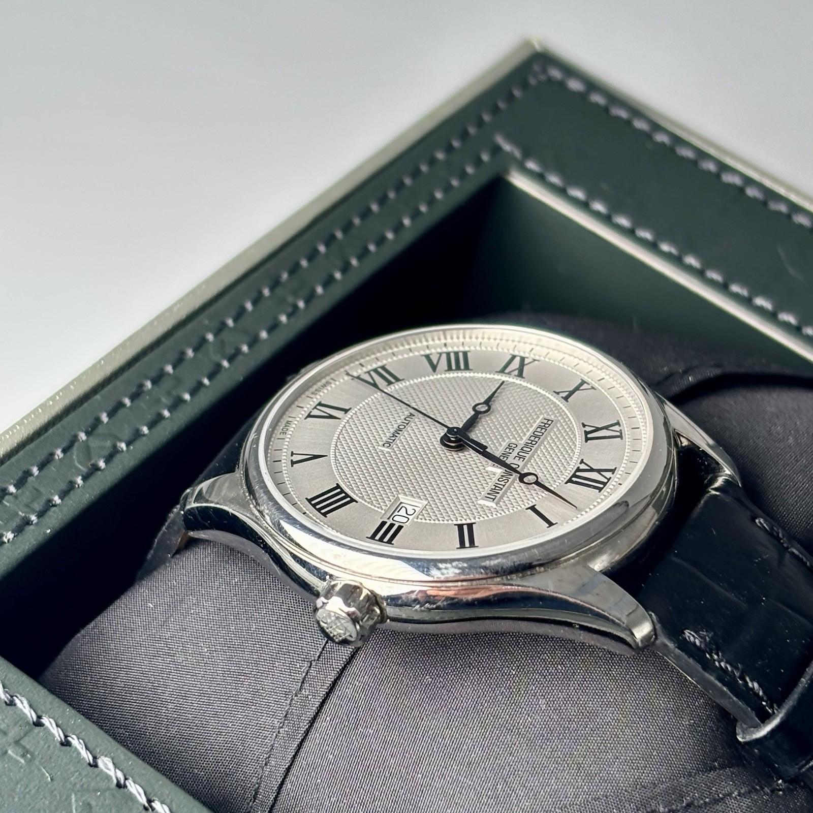 Frederique Constant Classics Automatic Steel Leat… - image 9