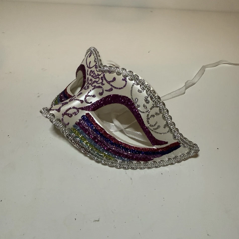NWT Mardi Gras Masquerade Mask New Orleans Party Venetian Mask Women halloween - Image 3 of 4