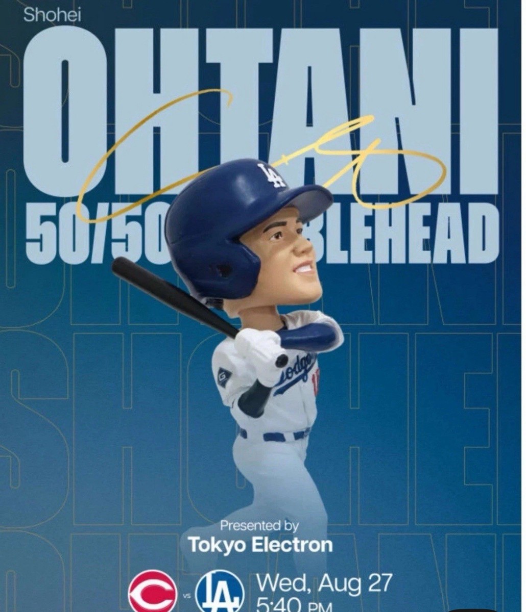 SHOHEI OHTANI BATTING 50/50 BOBBLEHEAD #2 LOS ANGELES DODGERS SGA