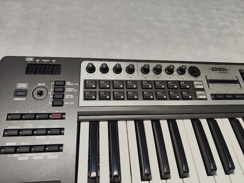 Edirol PCR-500 MIDI Keyboard Controller - Used, Missing Button - Zdjęcie 5 z 11