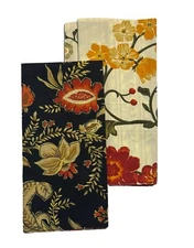 2 C&F Enterprises Floral Reversible Cotton Dinner Napkins