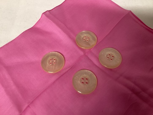 4 Boutons en Résine (BT06/15/11-23M) - Photo 3 sur 4