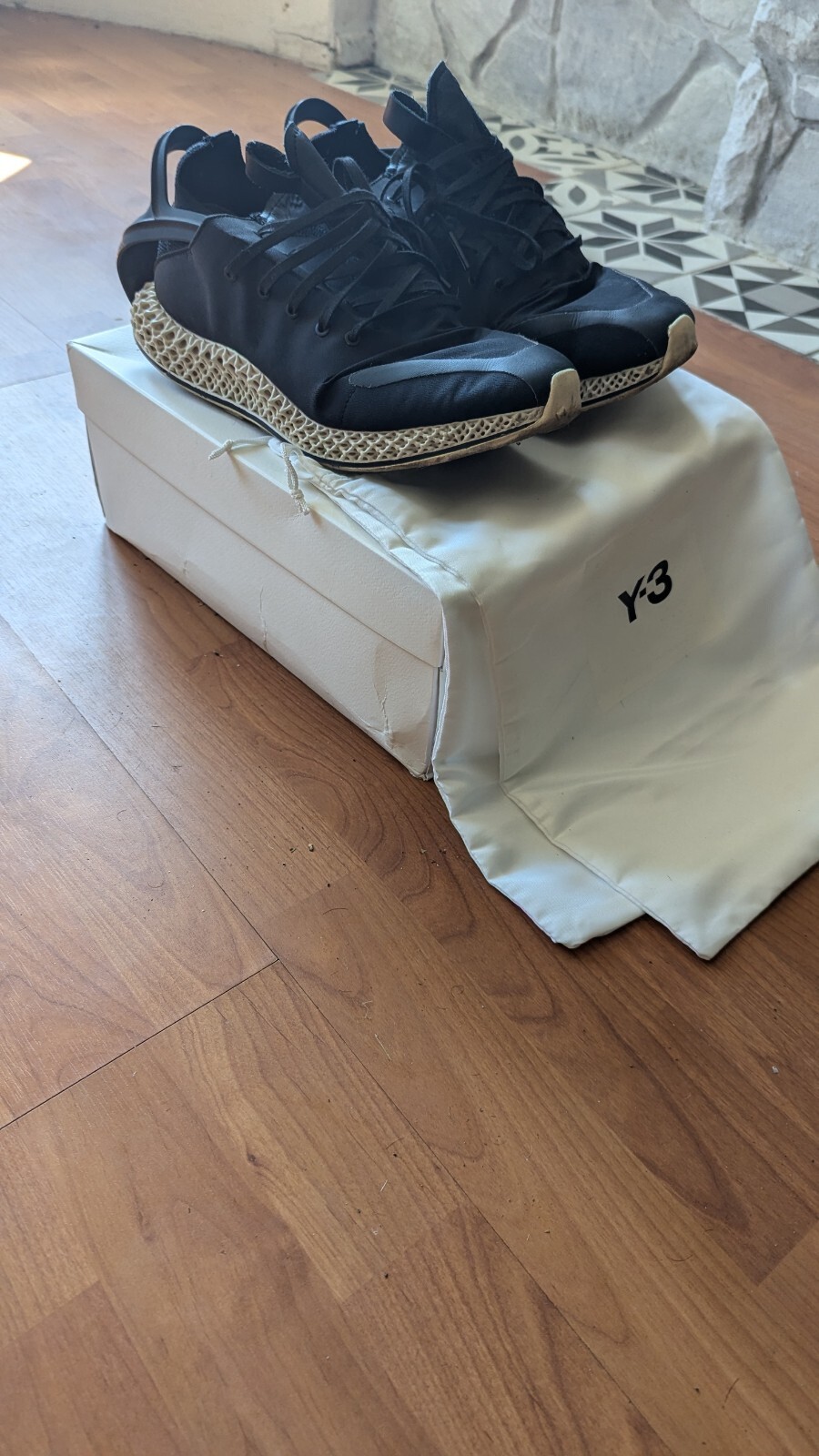 RARE ADIDAS Y-3 RUNNER 4d EXO HQ5972 BLACK/ /WHITE , SIZE UK 9 image 2