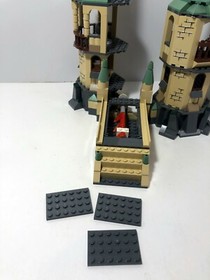 LEGO  Harry Potter: Hagrid's Hut (3rd edition) 4738 + Hogwarts 4867 (2011)