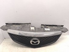 Calandre Mazda MPV