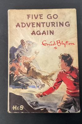 FIVE GO ADVENTURING AGAIN. ENID BLYTON. 1951. BLUE COVER