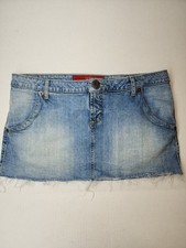 Guess Women's Denim Jean Mini Skirt Size 31 Blue Wash Cotton Blend VTG Logo