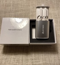 Bluetooth Earbuds 5.O TWS K010 Silver Compatible With iOS  Android Brand New