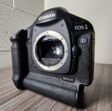 Canon EOS 1D Mark Ill 8.2MP Digital SLR Camera * For Parts*
