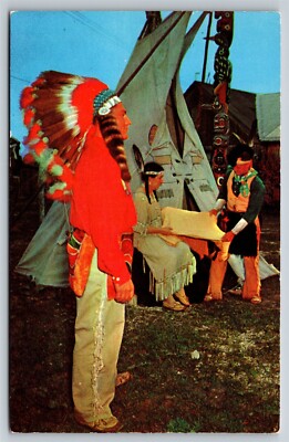 Michigan St. Ignace Hiawatha Nokomis Chief White Wolf Nat. Am. Postcard, N26