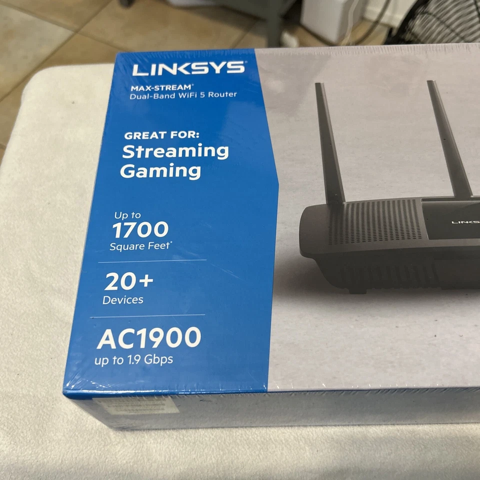 Linksys EA7450 Max-Stream Dual-Band AC1900 Wi-Fi 5 Router - Image 2 of 4