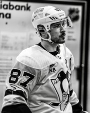 Sidney Crosby Pre Game Locker Room Pittsburgh Penguins 8x10 NHL Hockey Photo